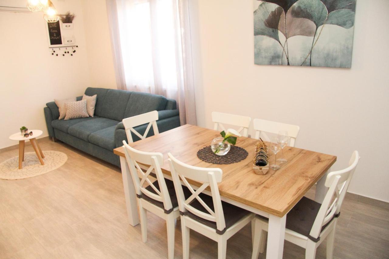 Apartman Antea บีโอกราดนาโมรู ภายนอก รูปภาพ